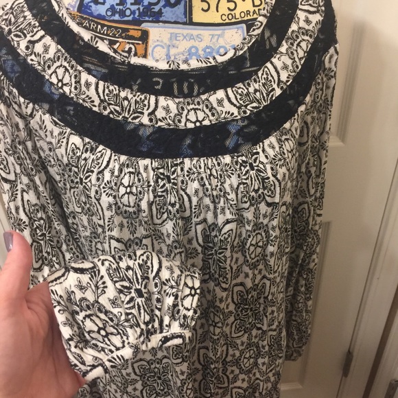 Blouse❤️ - Picture 3 of 6